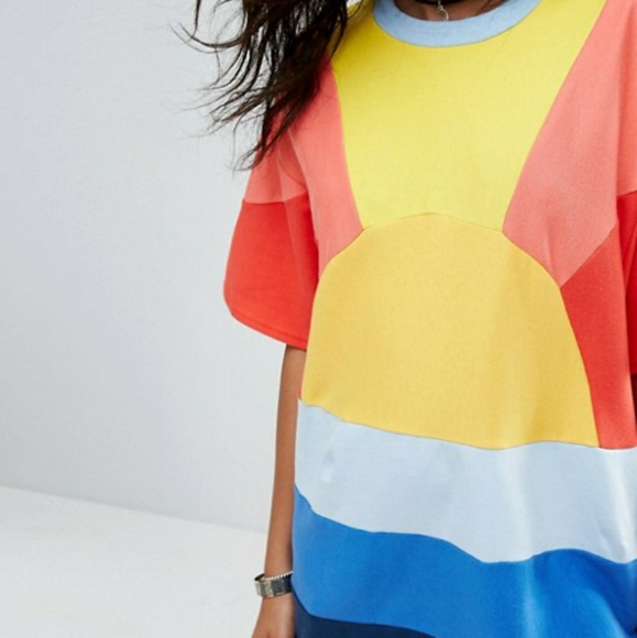 SOLD RAGYARD Festival Oversized Sunburst T-shirt - Picture 4 of 7